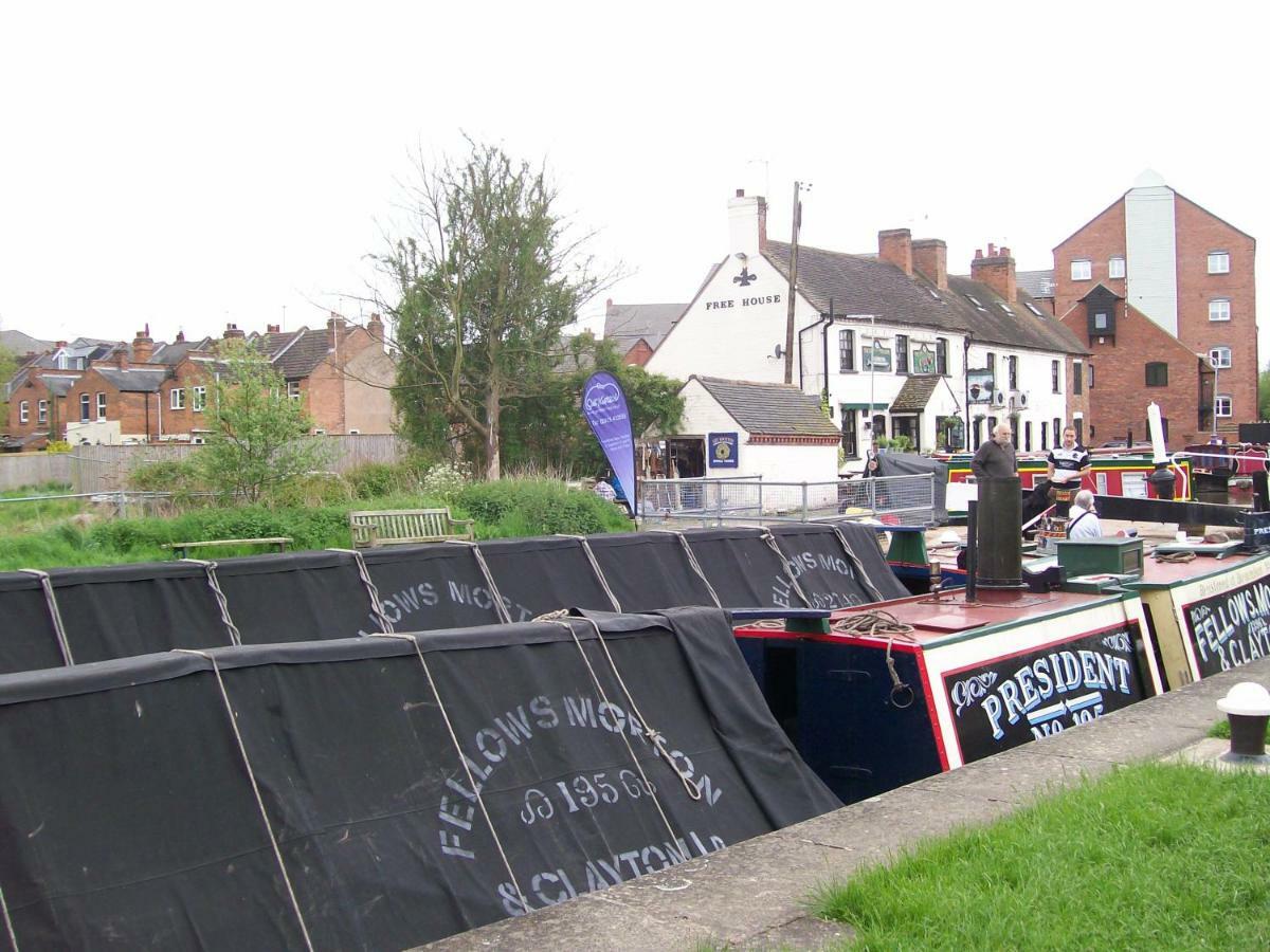 Fergies Canal Side Cottage Уорик Экстерьер фото